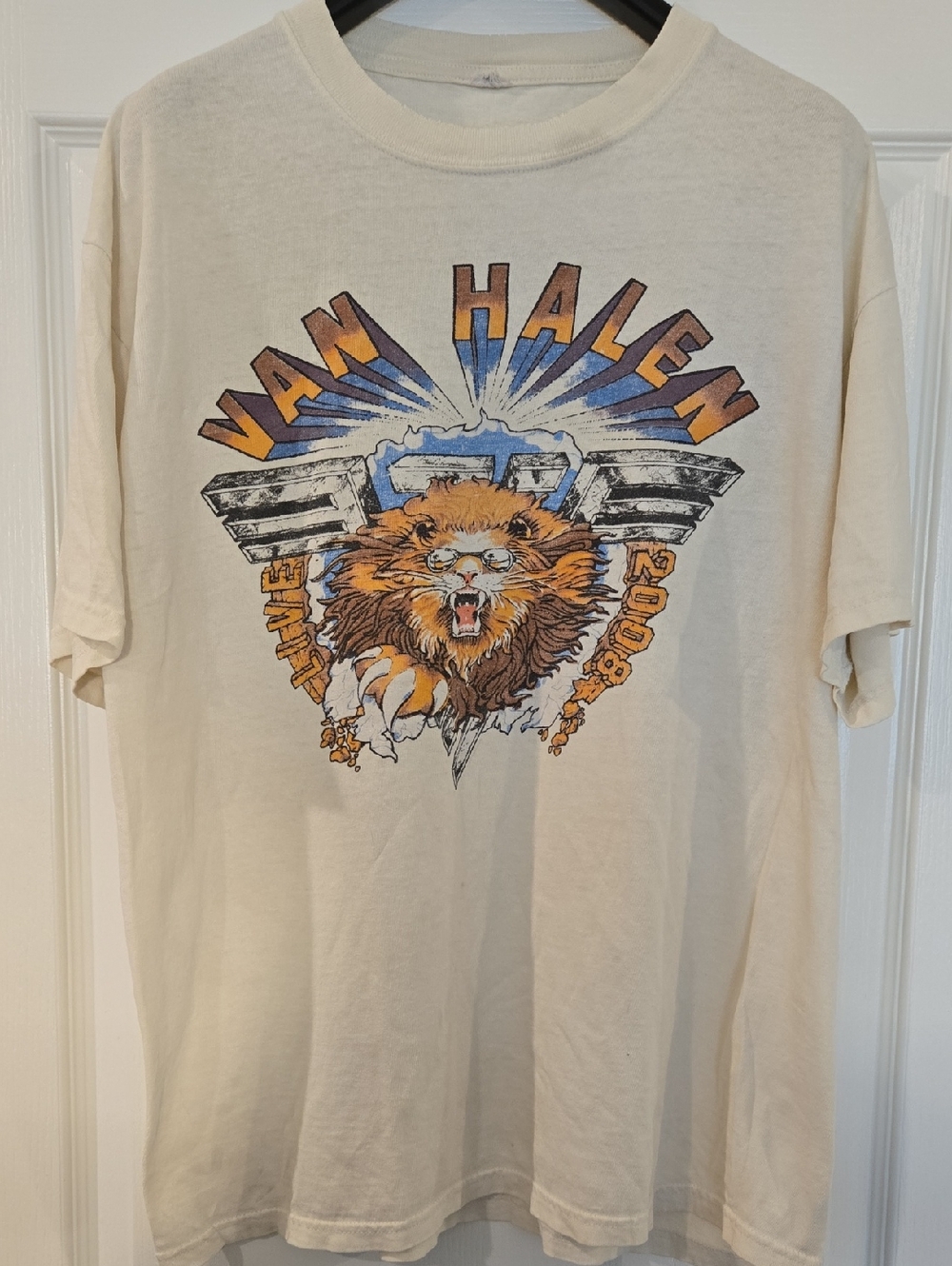2008 Cream Van Halen Lion Graphic Tour Tee